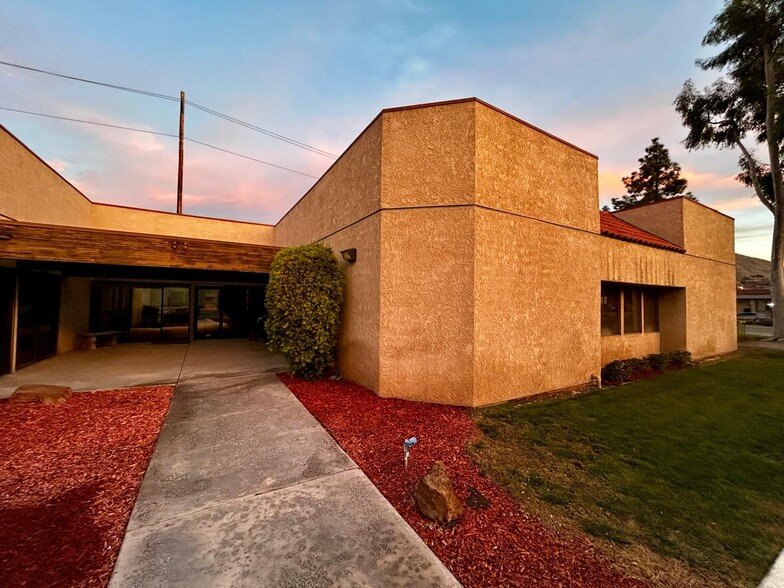 1355 E Cooley Dr, Colton, CA for lease - Building Photo - Image 2 of 7