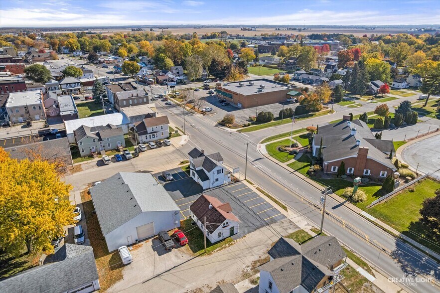 101 W Church St, Sandwich, IL à vendre - Photo du bâtiment - Image 2 de 33
