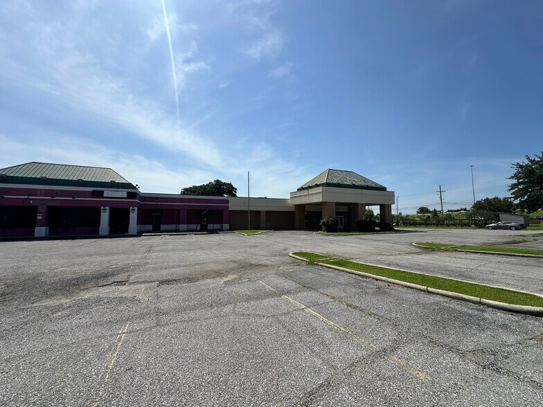 10455 Reiger Rd, Baton Rouge, LA à vendre - Photo du bâtiment - Image 2 de 3