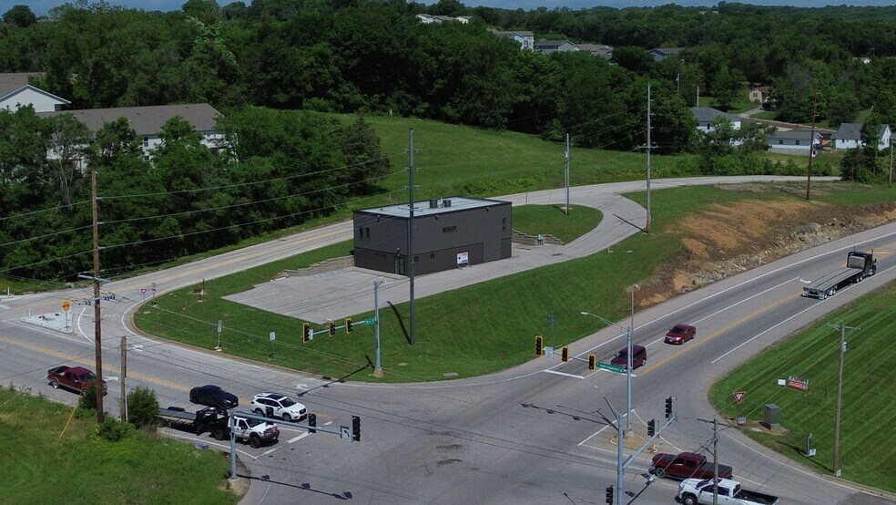 95 Independence Dr, Union, MO à vendre - Photo du bâtiment - Image 2 de 20