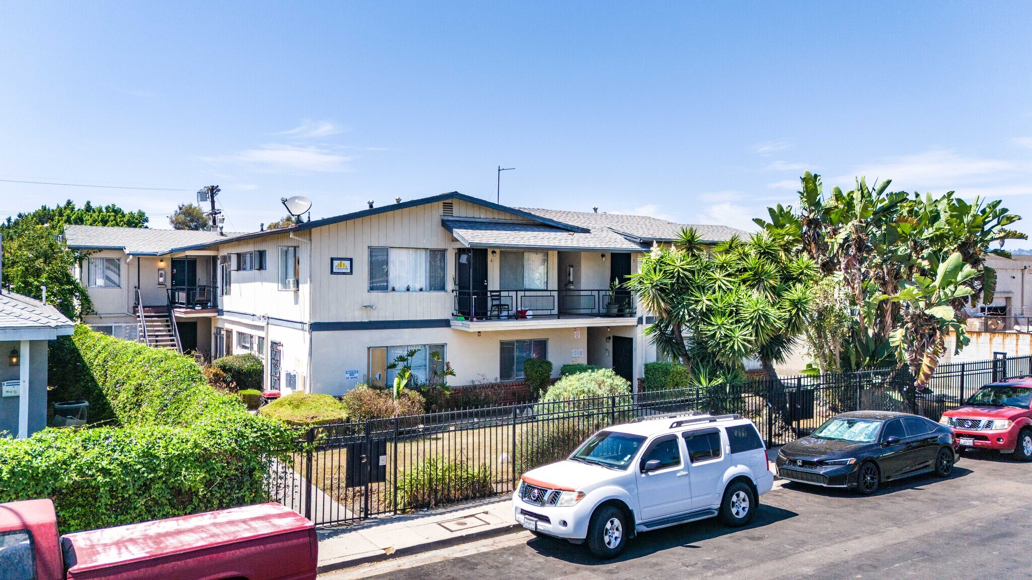 2027 S Ridgeley Dr, Los Angeles, CA à vendre Photo du bâtiment- Image 1 de 12
