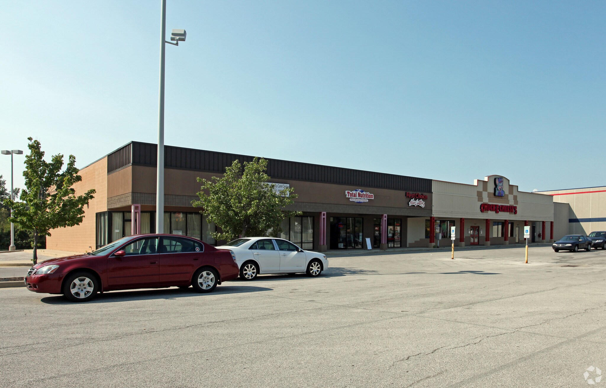 5455-5501 Airport Hwy, Toledo, OH for lease Building Photo- Image 1 of 5