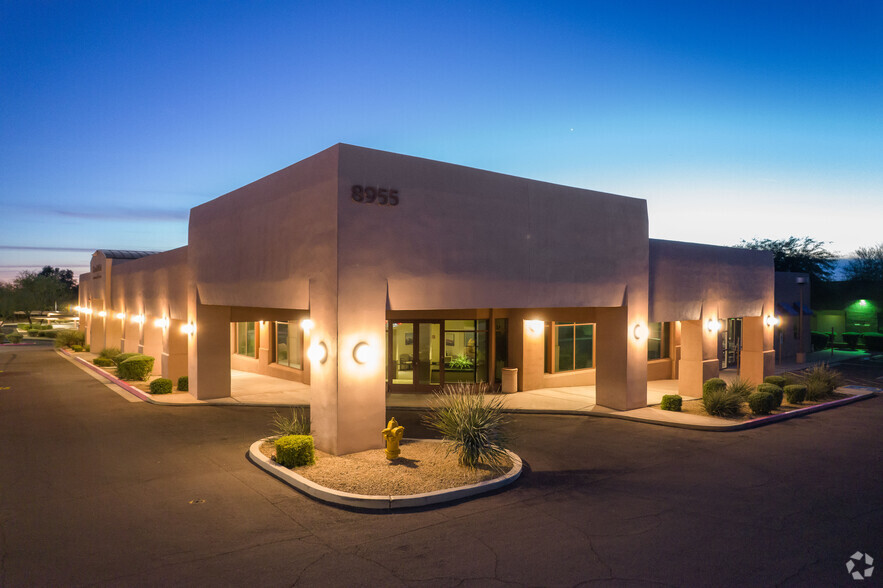 8955 E Pinnacle Peak Rd, Scottsdale, AZ for lease - Building Photo - Image 1 of 4