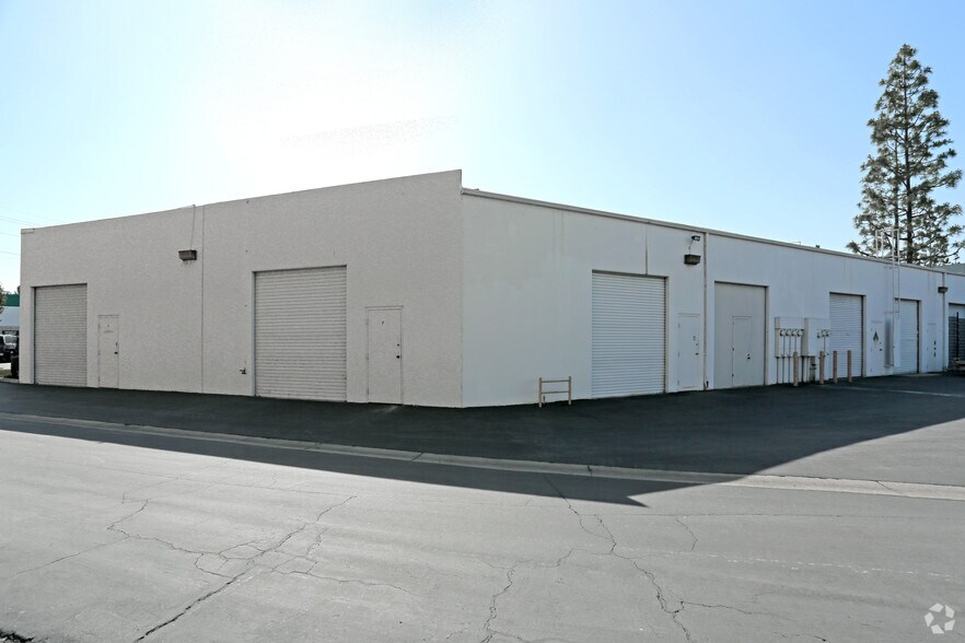 14747 Artesia Blvd, La Mirada, CA for sale - Building Photo - Image 3 of 6