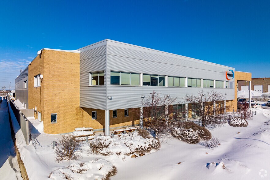 7825-7829 Blvd Henri-Bourassa E, Montréal, QC à vendre - Photo du bâtiment - Image 3 de 8