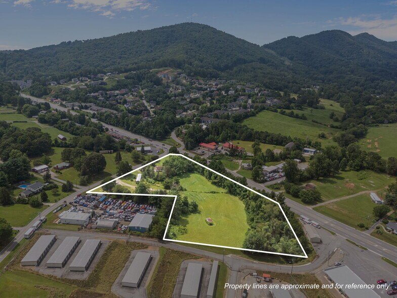 223 Odonald Rd, Asheville, NC à vendre - Photo du bâtiment - Image 3 de 28