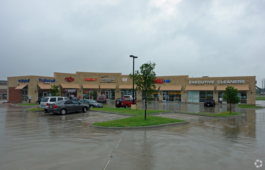 1720 Eldorado Pky, McKinney, TX à vendre - Photo du bâtiment - Image 3 de 7