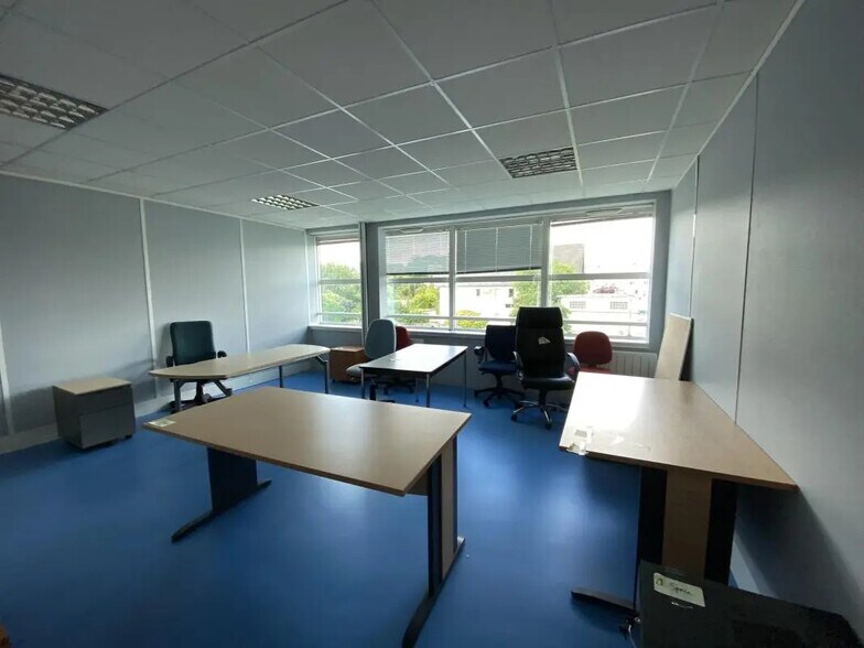 Office in Rennes for lease - Interior Photo - Image 3 of 13