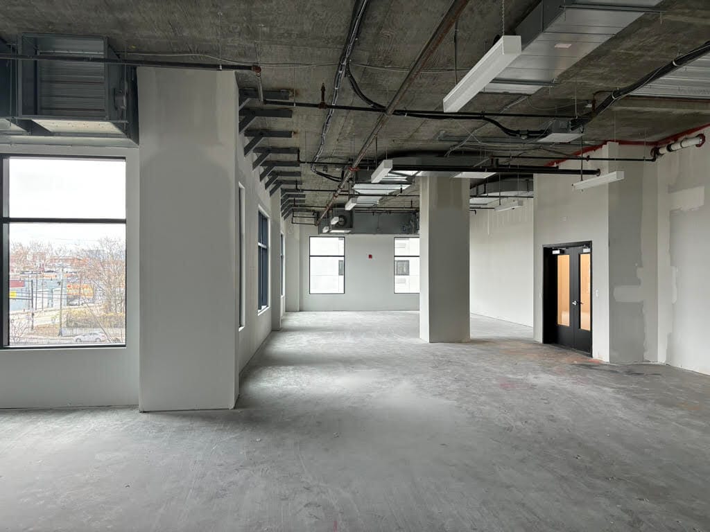 32 Oakland Ave, Jersey City, NJ for lease Interior Photo- Image 1 of 2