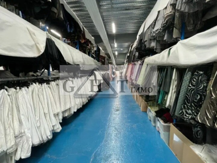 Industrial in Pantin for sale - Interior Photo - Image 2 of 2
