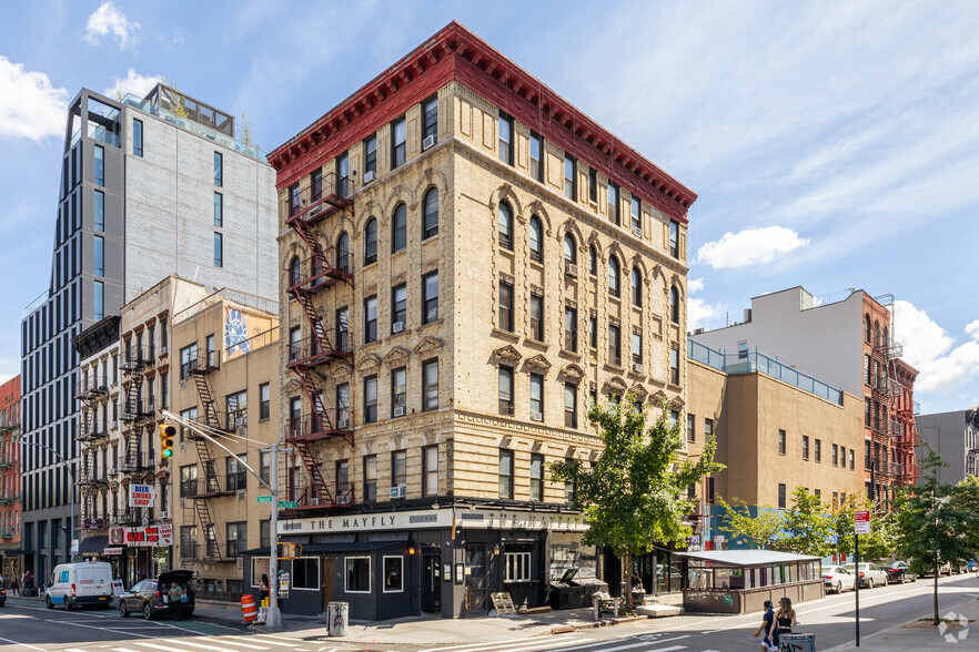 269-271 E Houston St, New York, NY à vendre - Photo principale - Image 1 de 5