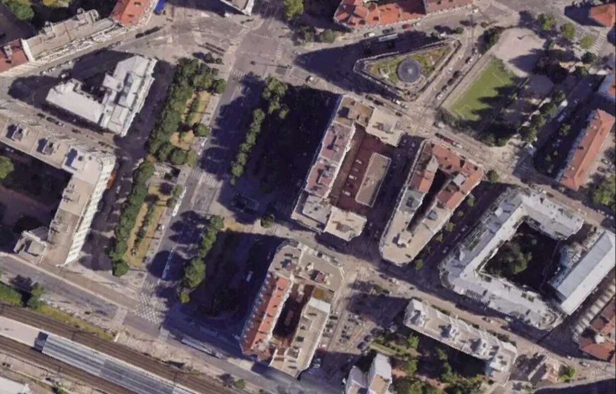 Office in Lyon for sale Primary Photo- Image 1 of 3