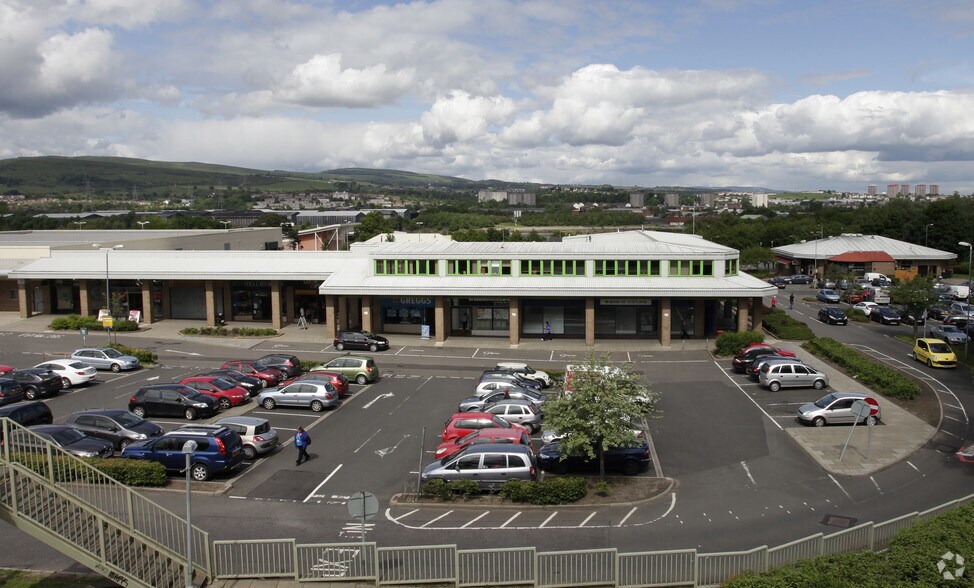 Bridgewater Pl @ Units 1-13C & 16-16B, Erskine for sale - Building Photo - Image 2 of 5