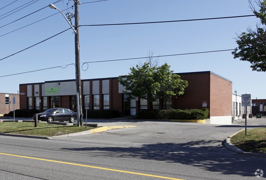 1601 Matheson Blvd, Mississauga, ON à louer - Photo du bâtiment - Image 2 de 4