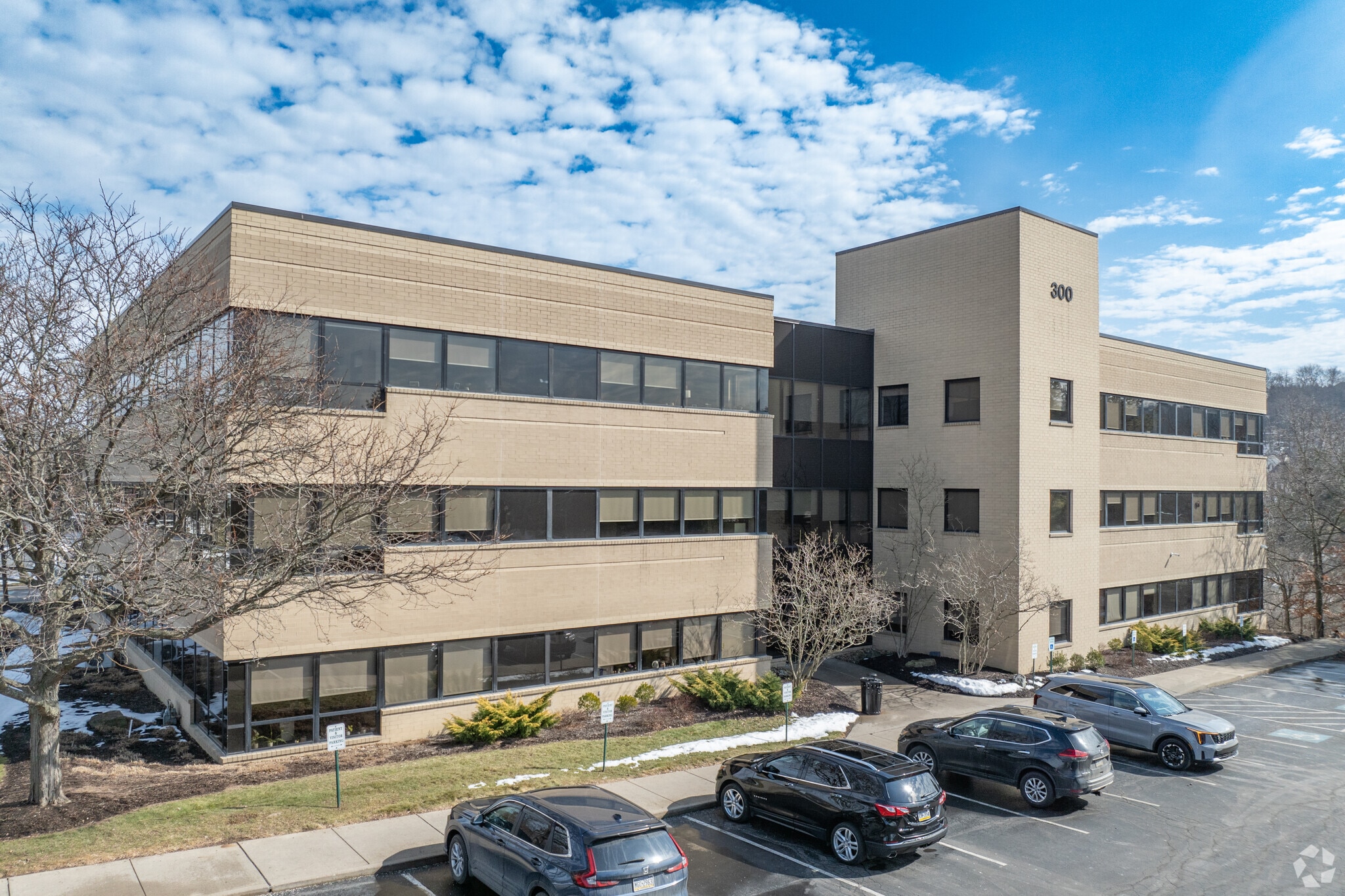 300 Northpointe Cir, Seven Fields, PA for lease Primary Photo- Image 1 of 5