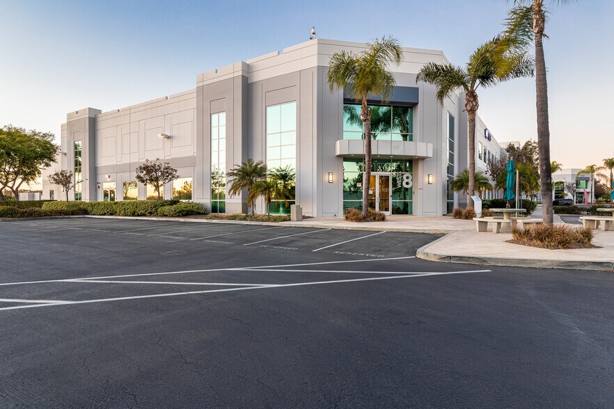 6215 El Camino Real, Carlsbad, CA à vendre - Photo du bâtiment - Image 2 de 24