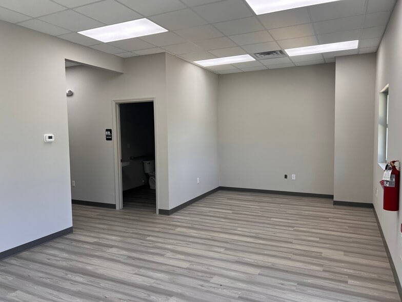 123 Commerce Creek Way, Moncks Corner, SC for lease - Building Photo - Image 2 of 9