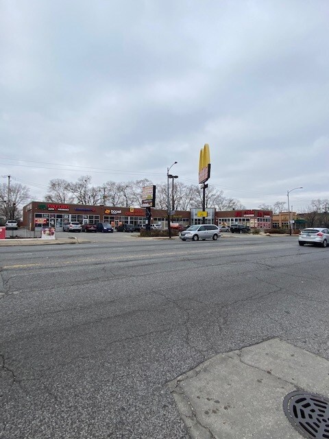 7830-7842 S Western Ave, Chicago, IL for lease Primary Photo- Image 1 of 2