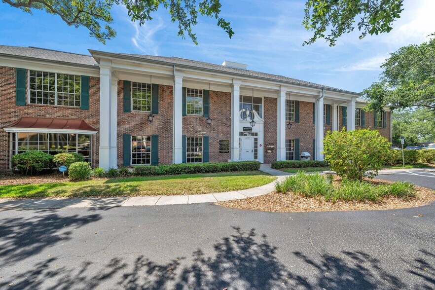 2401 W Bay, Largo, FL for lease - Building Photo - Image 2 of 2