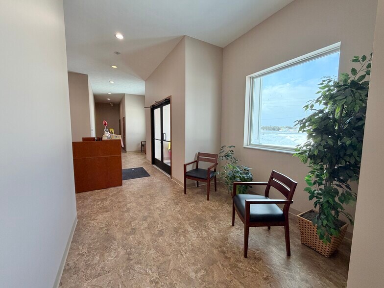 26 E 3 Mile Rd, Sault Sainte Marie, MI à vendre - Hall d’entrée - Image 3 de 14