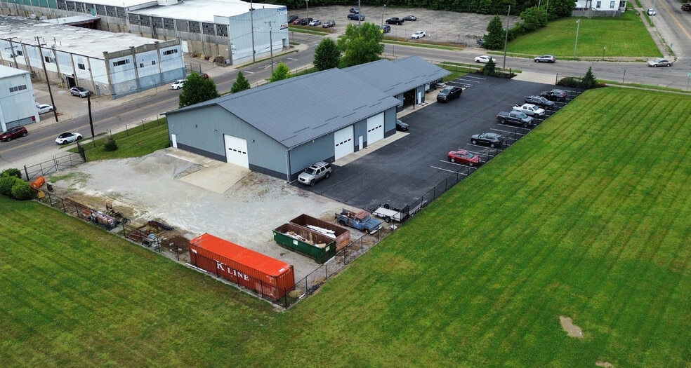 1601 Sheridan Ave, Springfield, OH for sale - Building Photo - Image 2 of 8