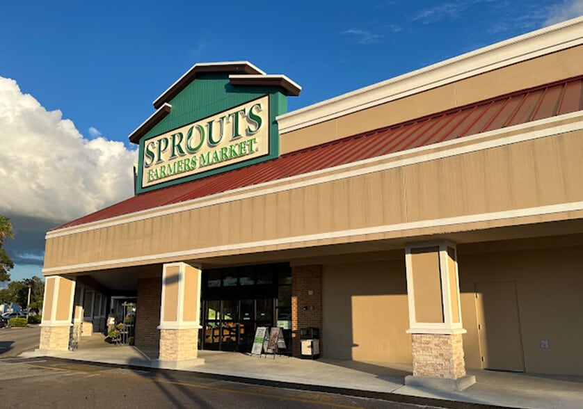 901-1313 Cortez Rd W, Bradenton, FL for lease - Building Photo - Image 3 of 8