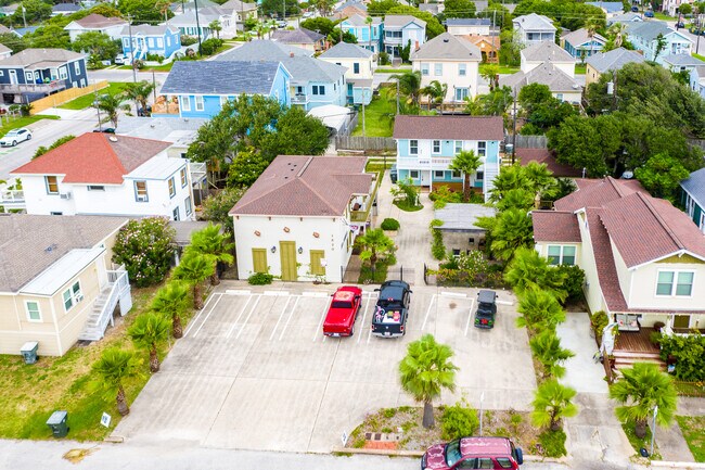 More details for 1820 Avenue O 1/2, Galveston, TX - Multifamily for Sale