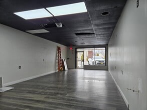 70 Main St, Netcong, NJ à louer Photo intérieure- Image 1 de 7