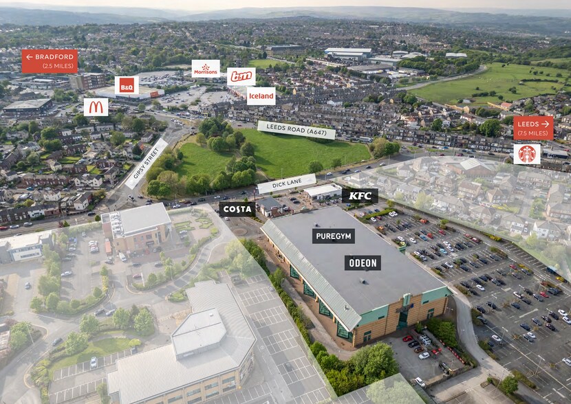 Gallagher Leisure Park Sale portefeuille de 3 propriétés à vendre sur LoopNet.ca - Photo du bâtiment - Image 3 de 11