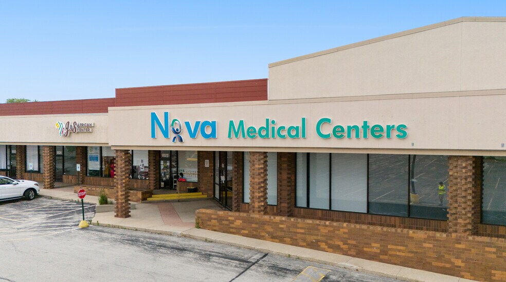 8514-8564 W Brown Deer Rd, Milwaukee, WI à louer Photo du bâtiment- Image 1 de 17