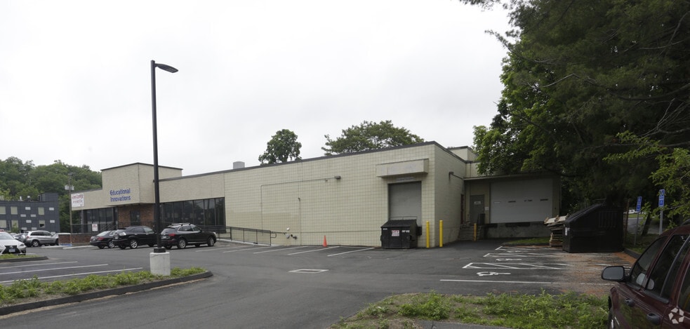 360-362 Main Ave, Norwalk, CT for lease - Building Photo - Image 3 of 4