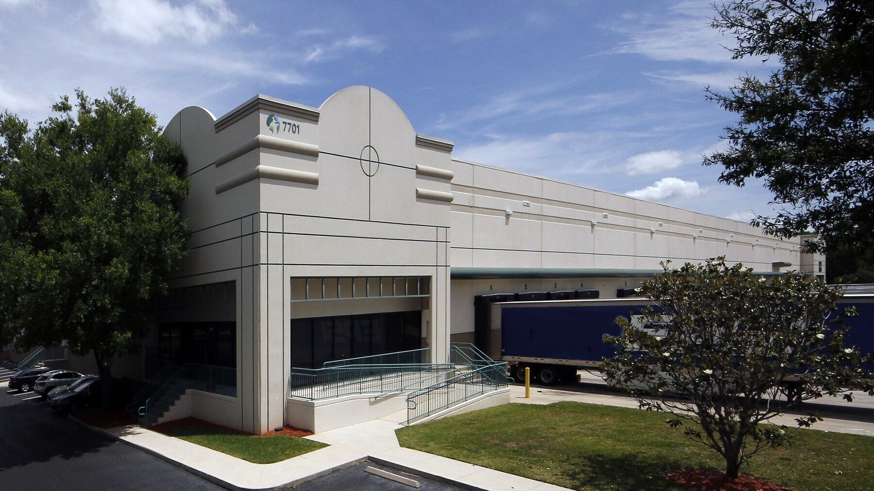 7524-7598 Currency Dr, Orlando, FL for lease Building Photo- Image 1 of 11