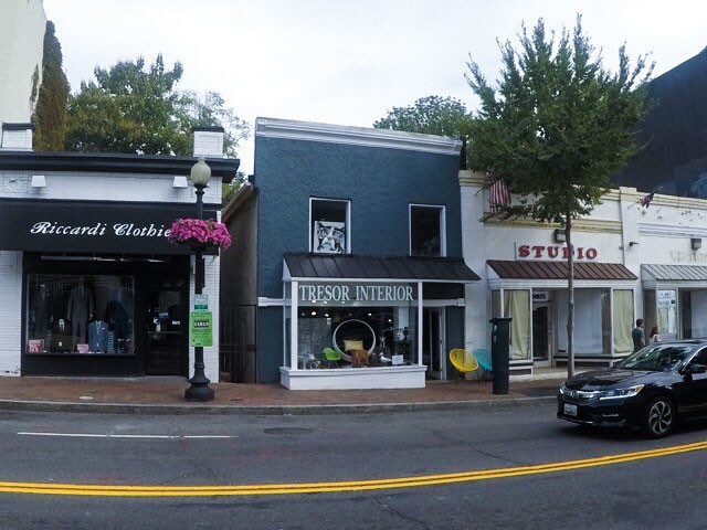 1361 Wisconsin Ave NW, Washington, DC à vendre - Photo du bâtiment - Image 2 de 35