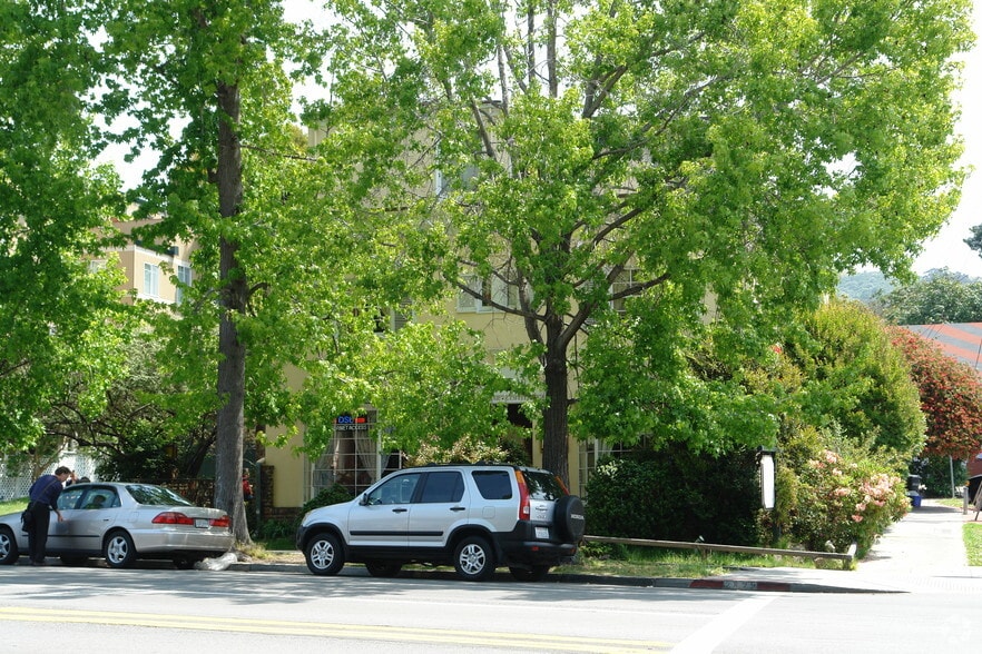 2629 Telegraph Ave, Berkeley, CA for sale - Building Photo - Image 2 of 3