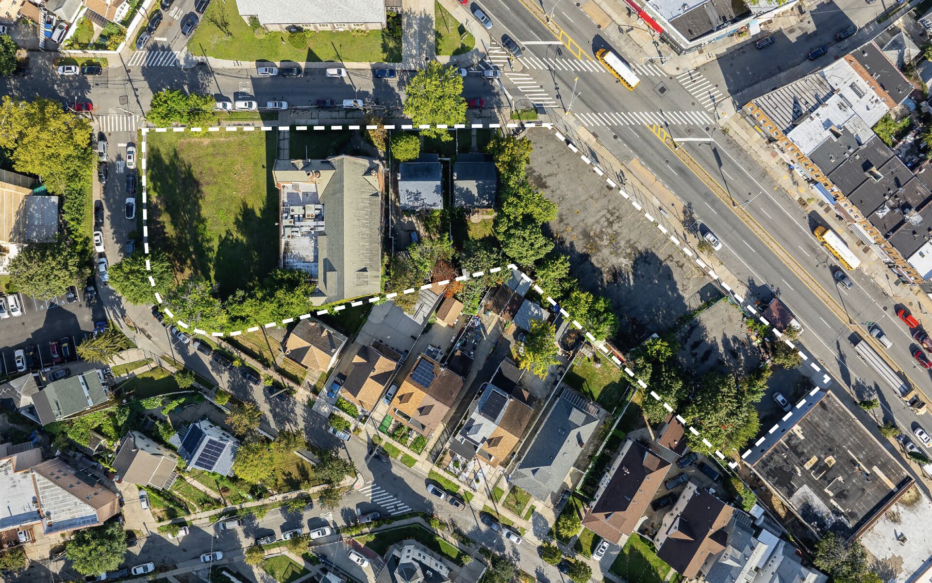 196-04-196-26 Woodhull Ave, Hollis, NY à vendre Photo principale- Image 1 de 5