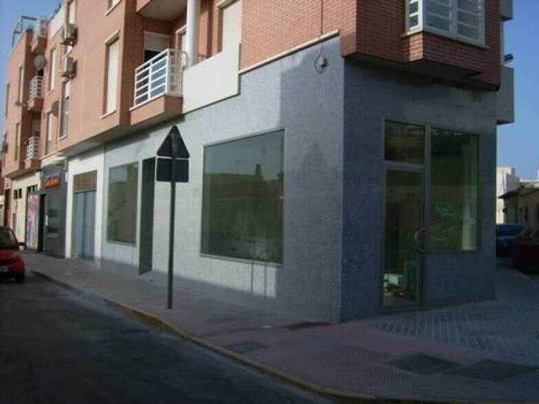 Retail in El Ejido, Almería for lease - Building Photo - Image 2 of 2