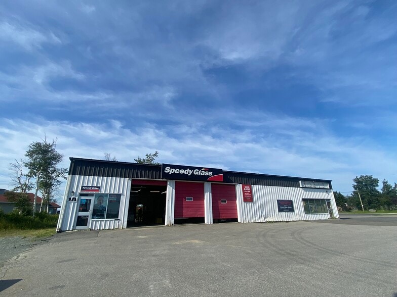 1 Elizabeth Dr, Gander, NL for sale - Building Photo - Image 2 of 4