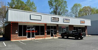 Plus de détails pour 4665 Brownsboro Rd, Winston-Salem, NC - Commerce de détail à louer