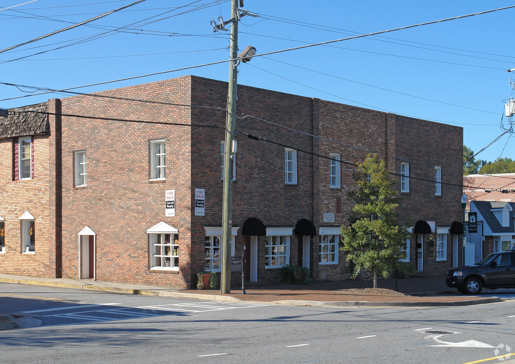 24-26 Milton Ave, Alpharetta, GA à louer Photo principale- Image 1 de 9