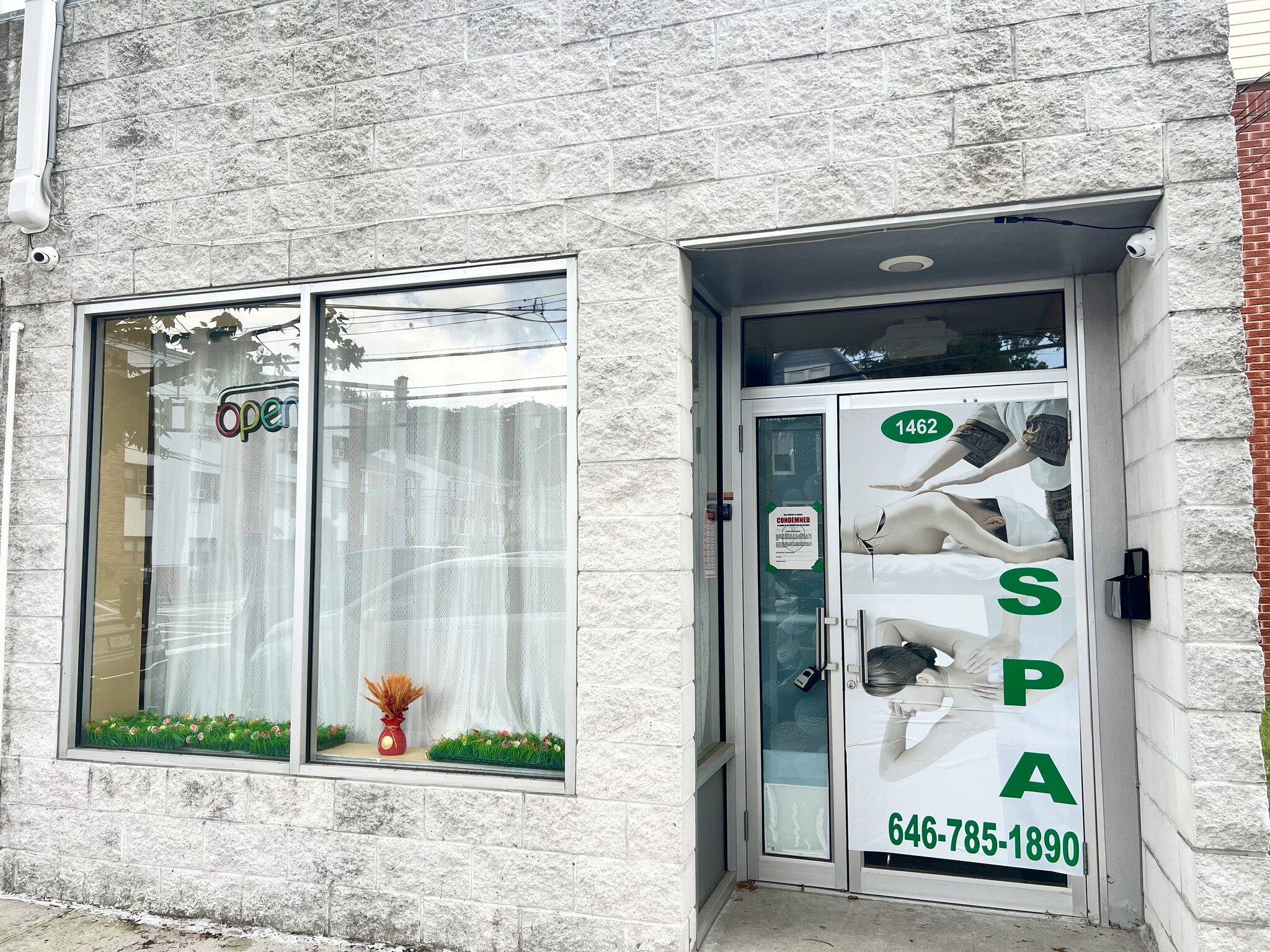 1460-1462 Nepperhan Ave, Yonkers, NY for lease Interior Photo- Image 1 of 8