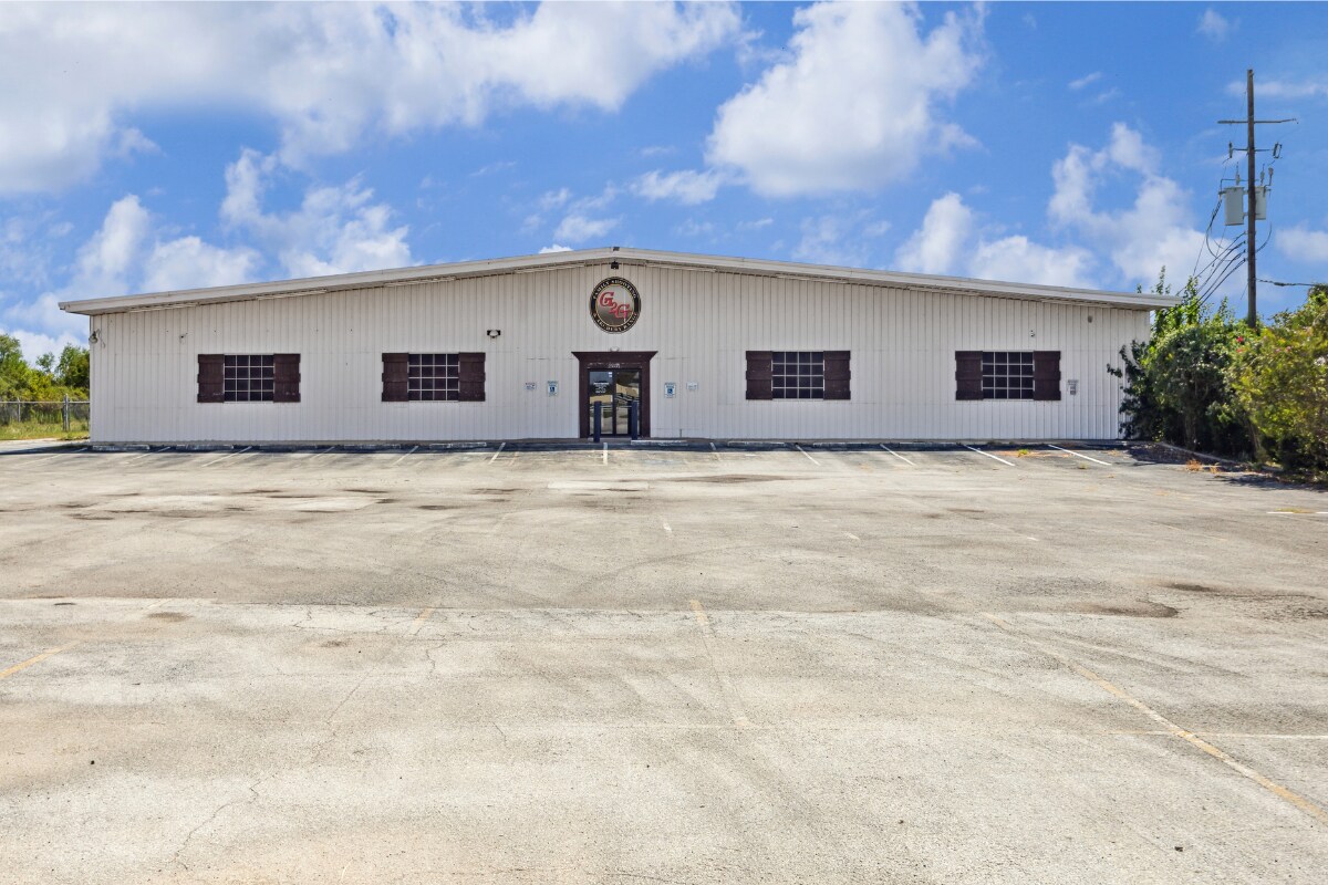 25635 Southwest Fwy, Rosenberg, TX à louer Photo du bâtiment- Image 1 de 8