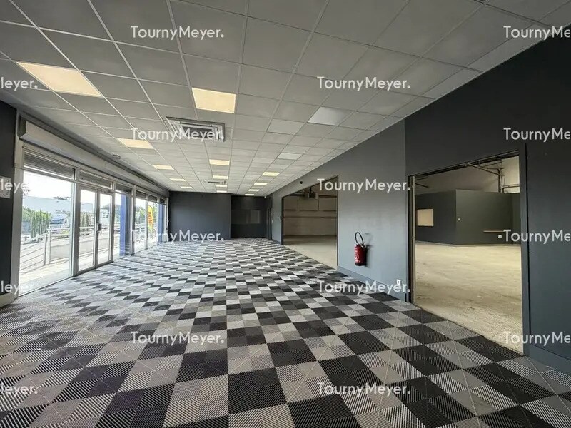 31 Avenue De Larrieu, Toulouse for lease Interior Photo- Image 1 of 16