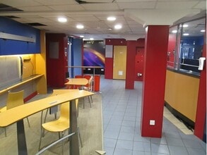 116-120 South St, Keighley for lease Interior Photo- Image 2 of 3