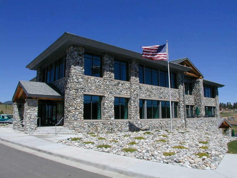 32045 Castle Ct, Evergreen, CO à louer - Photo du bâtiment - Image 2 de 18