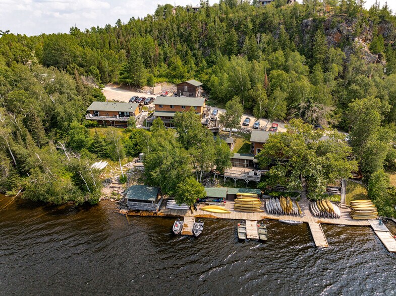 14694 Vosburgh Rd, Ely, MN à vendre - Photo du bâtiment - Image 2 de 33