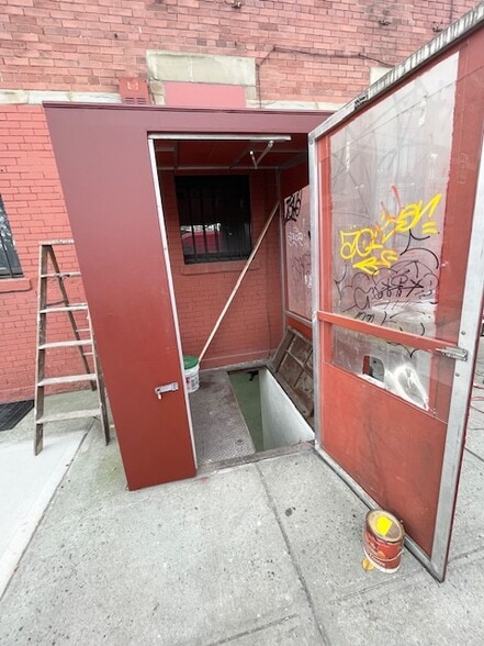 507 Vandervoort Ave, Brooklyn, NY à louer - Photo du bâtiment - Image 3 de 6