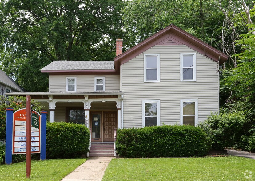 226 N Martin Luther King Jr Ave, Waukegan, IL à vendre - Photo du bâtiment - Image 2 de 6