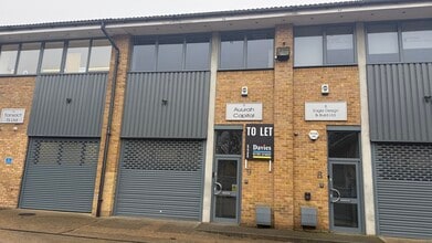 Long Spring, St Albans for lease Building Photo- Image 2 of 4