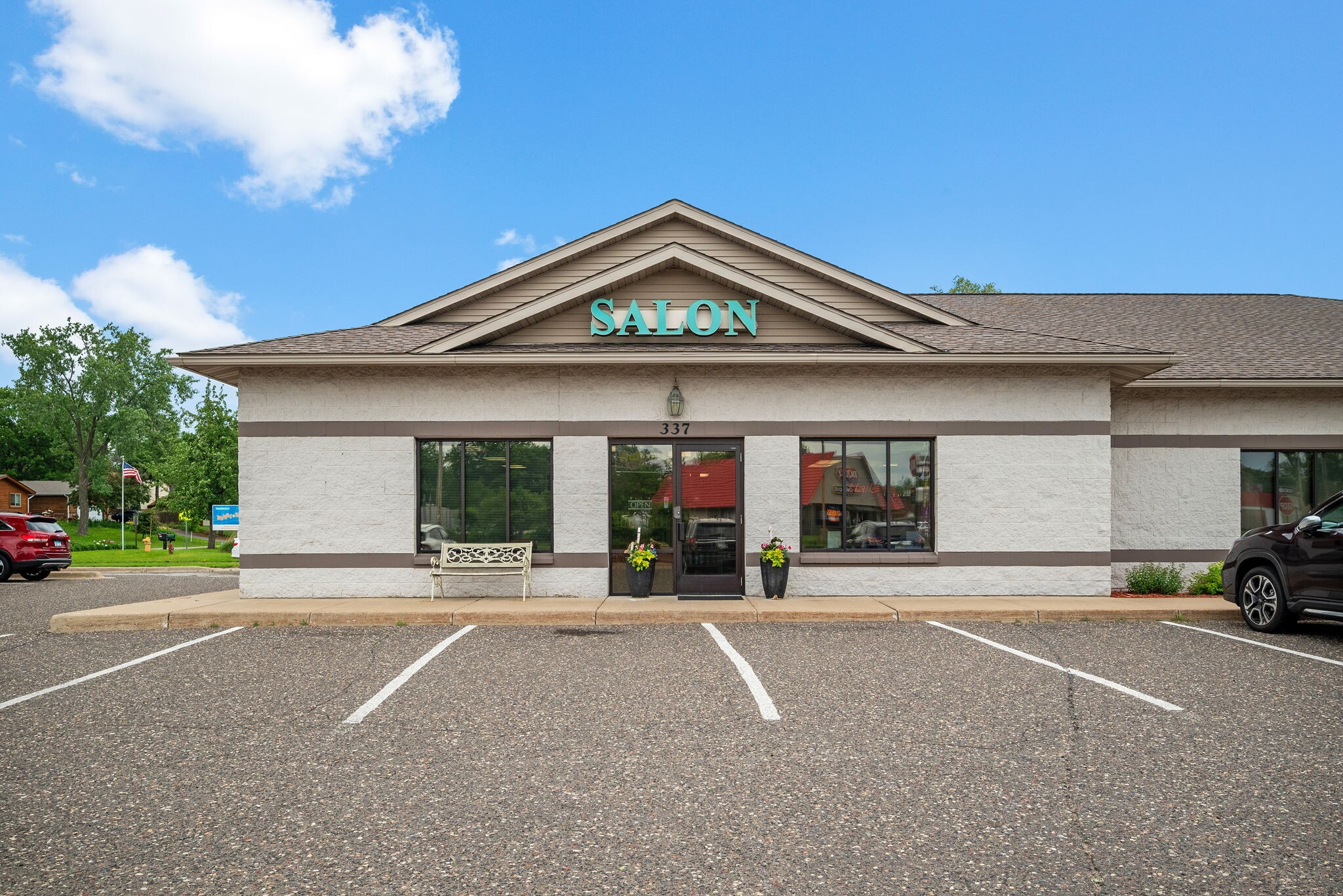 325-337 NW Northdale Blvd, Coon Rapids, MN à vendre Photo du bâtiment- Image 1 de 24