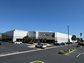 4462 Corporate Center Dr, Los Alamitos, CA for lease Building Photo- Image 1 of 1